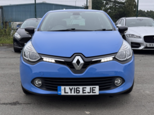 2016 Renault Clio 1.5 Dynamique Nav Dci 90 in Blue — image 5