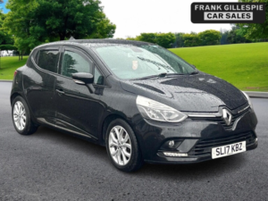 2017 Renault Clio 1.2 16v Dynamique Nav Euro 6 5dr in Black — image 4