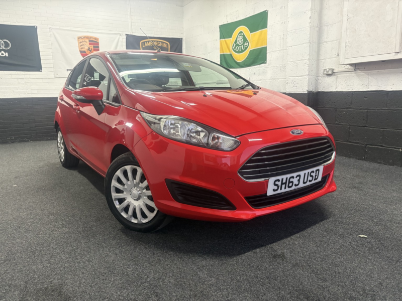2013 Ford Fiesta 1.3 Style in Red — image 1
