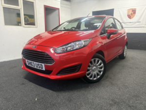 2013 Ford Fiesta 1.3 Style in Red — image 4