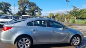 2010 Vauxhall Insignia 2.0 Cdti Se Nav in Silver — image 6