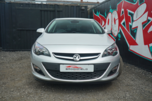 2014 Vauxhall Astra 2.0 Cdti Elite Hatchback 5dr Diesel Auto Euro 5 (165 Ps) in Silver — image 5