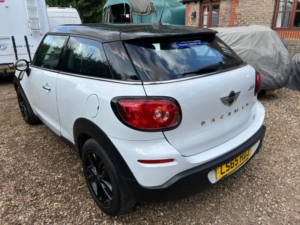 2015 MINI Paceman 1.6 Cooper Paceman in White — image 4