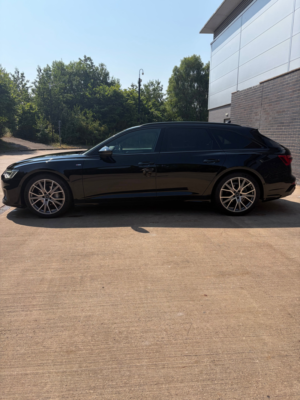 2020 Audi A6 Avant 2.0 Tdi 40 Black Edition Estate 5dr Diesel S Tronic Euro 6 (s/s) (204 Ps) in Black — image 2