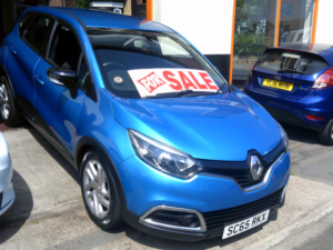 2015 Renault Captur 0.9 Dynamique Nav Tce 90 in Blue — image 3