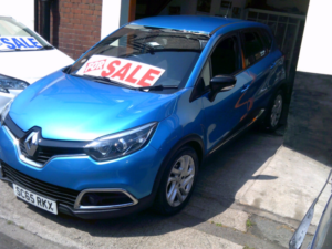 2015 Renault Captur 0.9 Dynamique Nav Tce 90 in Blue — image 4