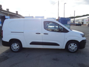 2020 Peugeot Partner 1.5 Bluehdi 950 Professional Long Panel Van Lwb Euro 6 6dr in White — image 4