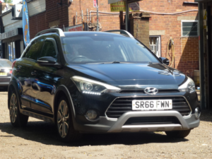 2017 Hyundai I20 1.0 T-Gdi Active Hatchback 5dr Petrol Manual Euro 6 (s/s) (100 Ps) in Black — image 2