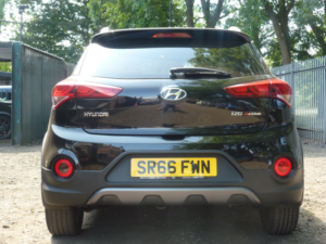 2017 Hyundai I20 1.0 T-Gdi Active Hatchback 5dr Petrol Manual Euro 6 (s/s) (100 Ps) in Black — image 5
