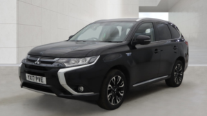 2017 Mitsubishi Outlander 2.0 H 12kwh 4h in Black — image 6