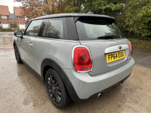 2014 MINI Hatch 1.5 Cooper 3-Door Hatch in Grey — image 2