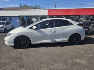 2016 Honda Civic 1.4 I-Vtec Sport in White — image 2