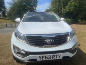 2013 Kia Sportage 2.0 Crdi Kx-4 in White — image 3