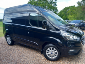 2021 Ford Transit Custom 2.0 Transit Custom Limited Van 280 L1 2.0l Ecoblue 130ps Fwd 6 Speed Manual in Black — image 2