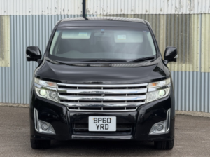2010 Nissan Elgrand E52 2.5l Highway Star in Black — image 2