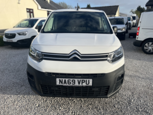 2020 Citroen Berlingo 1.5 Bluehdi 1000 Worker M in White — image 2