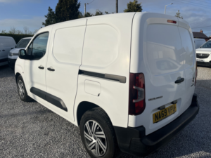 2020 Citroen Berlingo 1.5 Bluehdi 1000 Worker M in White — image 6