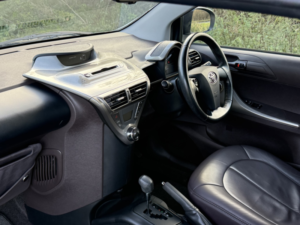 2009 Toyota Iq 1.0 Vvt-I 2 in White — image 5