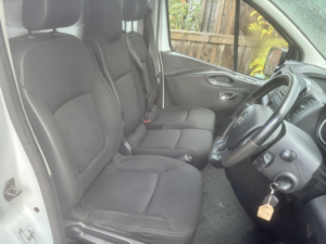 2018 Vauxhall Vivaro 1.6 Cdti 2900 Sportive 120 Lwb Eu6 Ulez in White — image 5