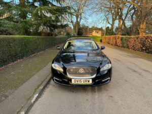 2015 Jaguar Xj 3.0d V6 Portfolio Auto Euro 5 (s/s) 4dr in Black — image 2