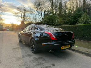 2015 Jaguar Xj 3.0d V6 Portfolio Auto Euro 5 (s/s) 4dr in Black — image 5