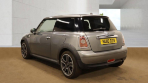 2010 MINI Hatch 1.4 One Graphite Euro 4 3dr in Silver — image 3