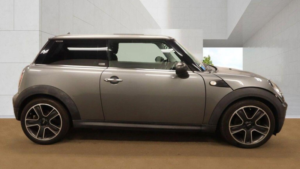 2010 MINI Hatch 1.4 One Graphite Euro 4 3dr in Silver — image 5
