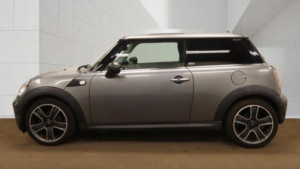 2010 MINI Hatch 1.4 One Graphite Euro 4 3dr in Silver — image 6