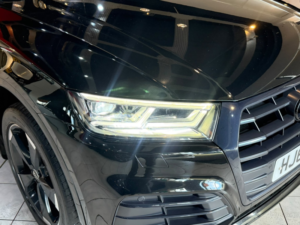2019 Audi Q5 2.0 Tdi 40 Black Edition in Black — image 3