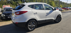2014 Hyundai Ix35 1.7 Crdi Se in White — image 3