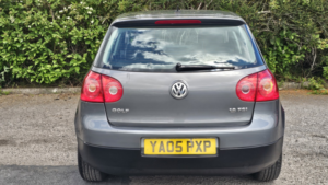 2005 Volkswagen Golf 1.6 Fsi Se in Grey — image 3