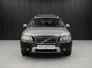 2006 Volvo Xc70 2.4 D5 Se Geartronic AWD 5dr in Green — image 3