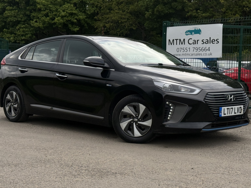 2017 Hyundai Ioniq 1.6 Ioniq Hev Prem Se 1.6 Gdi in Black — image 1