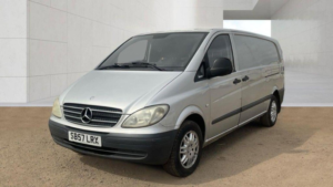 2008 Mercedes-Benz Vito 2.1 115cdi Traveliner 5dr (8 Seats) in Silver — image 2