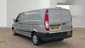 2008 Mercedes-Benz Vito 2.1 115cdi Traveliner 5dr (8 Seats) in Silver — image 3