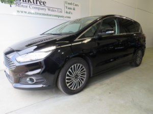 2019 Ford S-Max