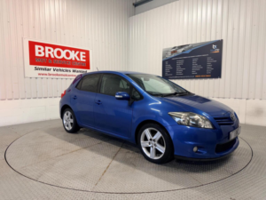 2010 Toyota Auris