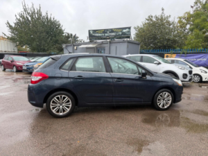2014 Citroen C4 1.6 Hdi 16v Vtr+ Euro 5 5dr in Blue — image 6