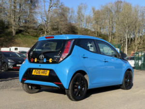 2016 Toyota Aygo 1.0 Vvt-I X-Cite Hatchback 5dr Petrol Manual Euro 6 (68 Ps) in Blue — image 6
