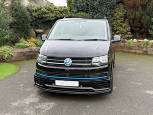 2018 Volkswagen Transporter Shuttle 2.0 Tdi Bluemotion Tech S in Black — image 3