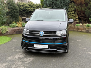 2018 Volkswagen Transporter Shuttle 2.0 Tdi Bluemotion Tech S in Black — image 4