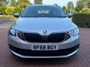 2019 Skoda Octavia 1.6 Tdi S Euro 6 (s/s) 5dr in Silver — image 2