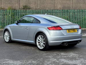2017 Audi Tt 2.0 Tdi Ultra Sport in Silver — image 2