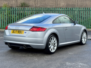 2017 Audi Tt 2.0 Tdi Ultra Sport in Silver — image 4