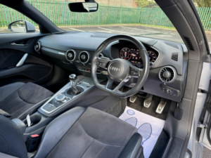 2017 Audi Tt 2.0 Tdi Ultra Sport in Silver — image 5