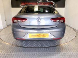 2018 Vauxhall Insignia 1.5 I Turbo Sri Vx Line Nav in Grey — image 6