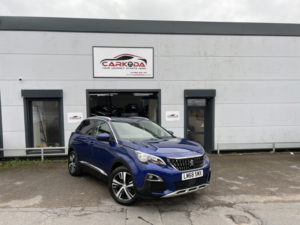 2018 Peugeot 3008 1.5 Bluehdi Allure in Blue — image 2