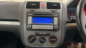 2008 Volkswagen Golf 1.4 Tsi Match DSG 5dr in Silver — image 3