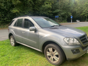 2010 Mercedes-Benz M Class Ml350 Cdi Blueefficiency Se in Silver — image 2