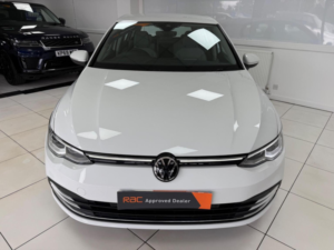 2021 Volkswagen Golf 2.0 Tdi Style DSG Euro 6 (s/s) 5dr in White — image 3